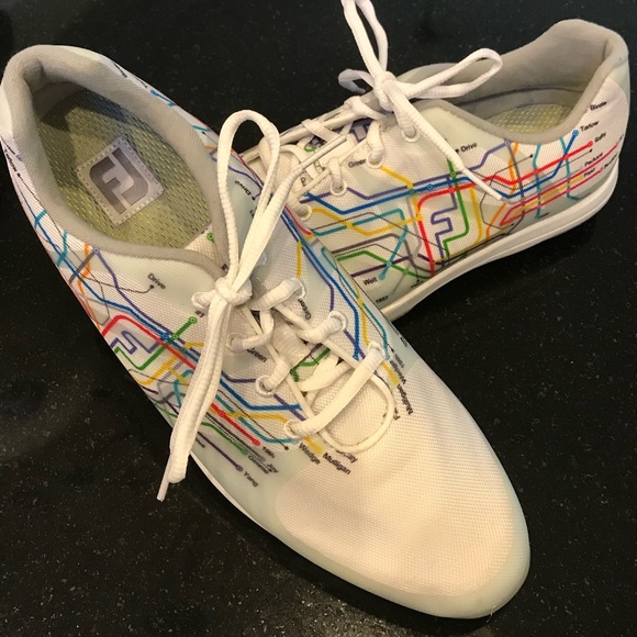 size 11 women's golf shoes
